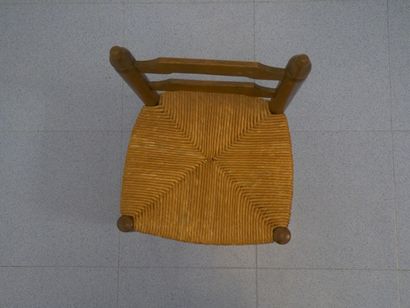 Chaise d'enfant bois tourné, assise en osier...