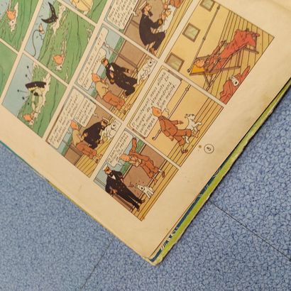 HERGE.

Réunion de 8 albums des aventures...