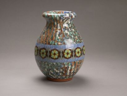 GERBINO pour Jean GERBINO (1876-1966) à Vallauris

Vase...