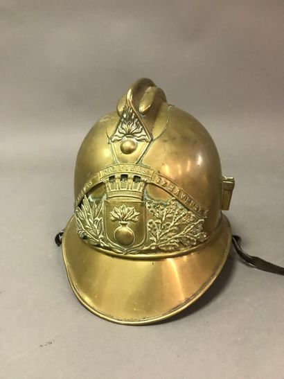 2 casques de pompiers en laiton (Saveuse...