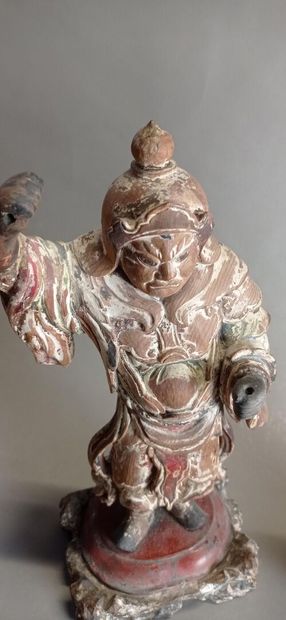 CHINE

Paire de sujets en bois sculpté et...