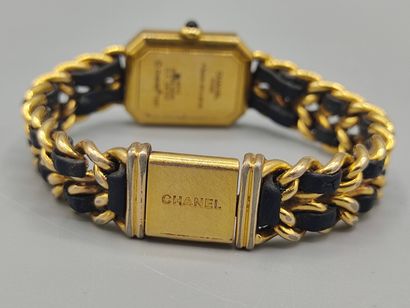 CHANEL

Montre modèle 
