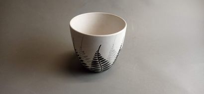 Paul MILET (1870-1950) à Sèvres.

Cache-pot...