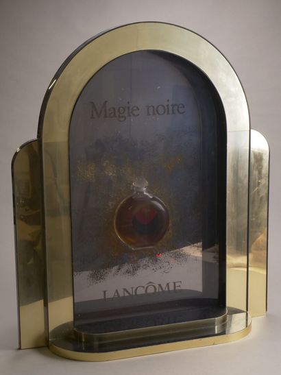 LANCOME, Magie noir.

Présentoir et flacons...
