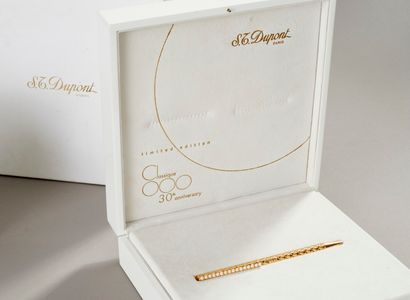 S.T. DUPONT, Paris.

Limited edition, Classique...