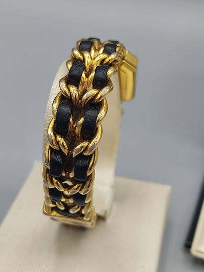 CHANEL

Montre modèle 
