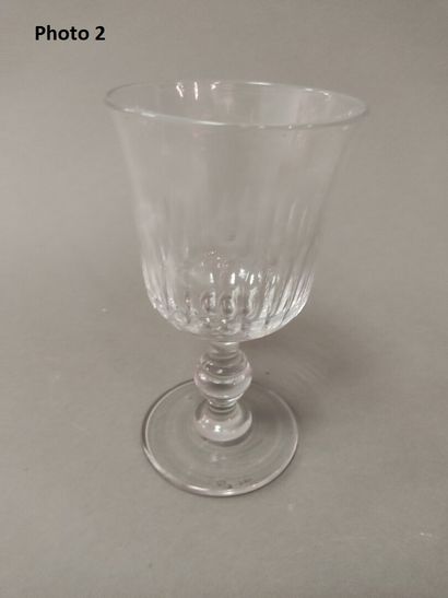 Bol à punch et paire de verres à pieds en...