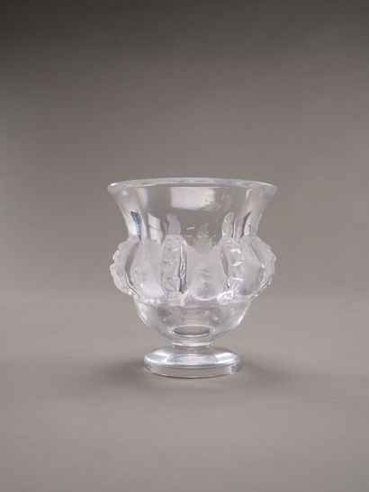 LALIQUE, France.

Vase modèle « DAMPIERRE...