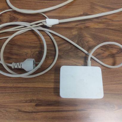 Apple

Ecran de Mac Book.

Largeur diagonale:...