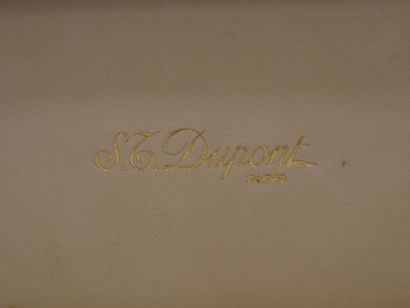 Stylo plume en métal argenté blanc et doré...