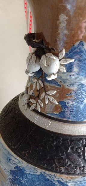 NANKIN

Paire d'importants vases balustres...