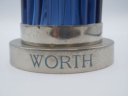 WORTH, je reviens.

Grand flacon de parfum...