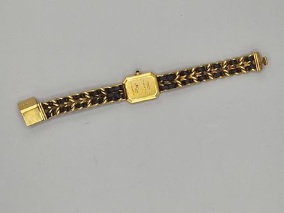 CHANEL

Montre modèle 