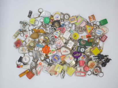 Lot de porte-clefs publicitaires:

Schell,...