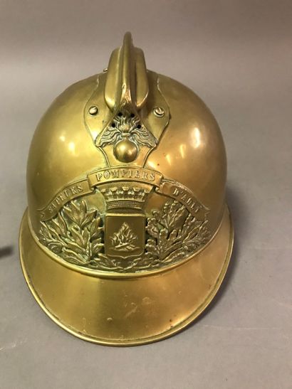 2 casques de pompiers en laiton (Saveuse...
