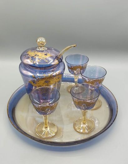 Service à punch en verre de couleur violine...
