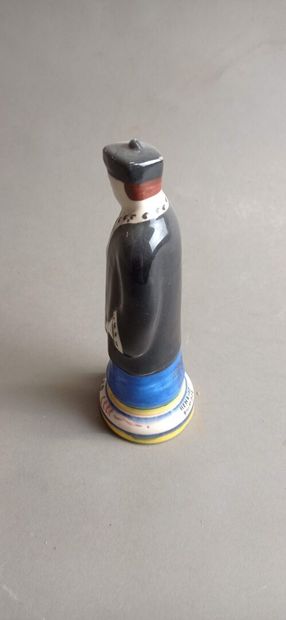 Henriot QUIMPER.

