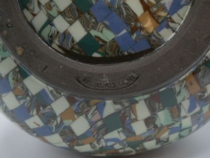Jean GERBINO (1876-1966) à Vallauris.

Vase...