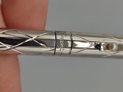 S.T. DUPONT, Paris.

Limited edition, Classique...