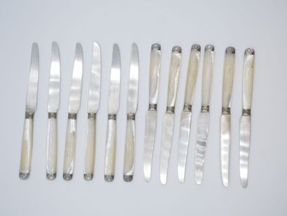 Service of 12 fruit knives with mother-of-pearl...