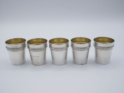 Silver liquor service composed of its 5 glasses,...