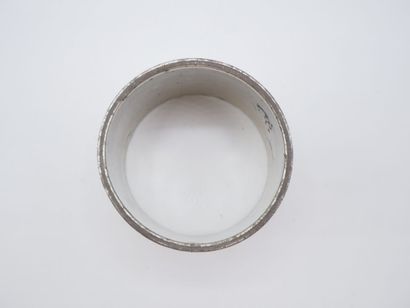 Silver napkin ring. Virgin cartouche on the...