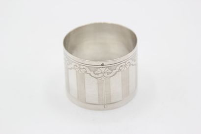 Art Nouveau silver napkin ring, with upper...