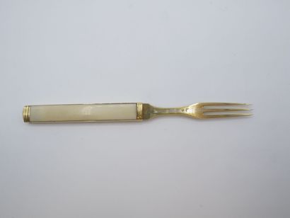 Gustave KELLER.

Travelling cutlery in vermeil...