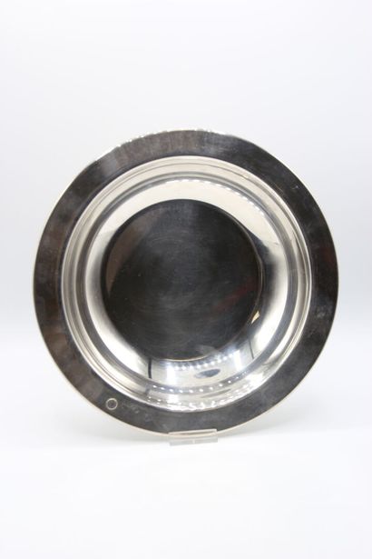 HERMES, Paris. 

Hollow dish in silver plated...