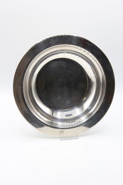 HERMES, Paris. 

Hollow dish in silver plated...