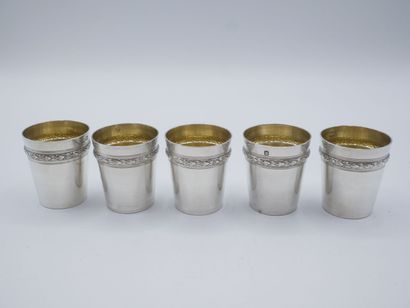 Silver liquor service composed of its 5 glasses,...