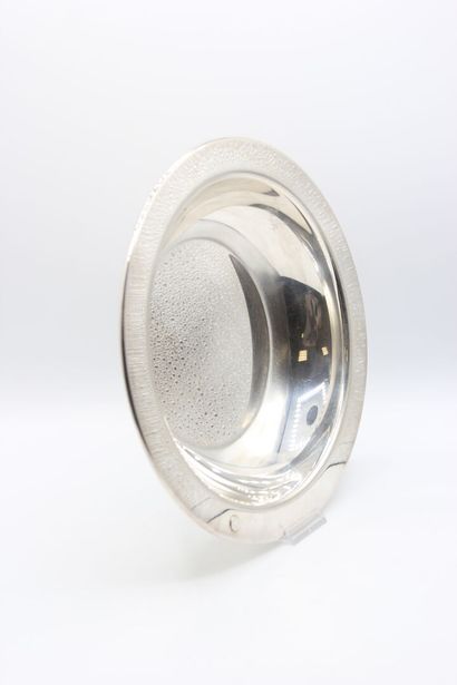 HERMES, Paris. 

Hollow dish in silver plated...