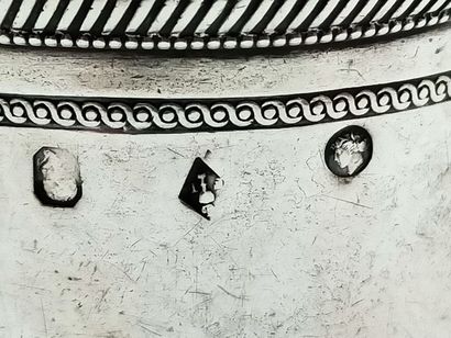 PARIS, 1819-38.

Silver napkin ring decorated...