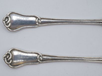 Pair of silver salt shovels of the 