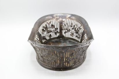 Silver basket with openwork border decorated...