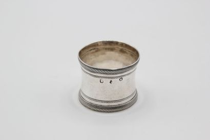 PARIS, 1819-38.

Silver napkin ring decorated...