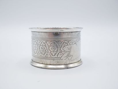 Silver napkin ring. Virgin cartouche on the...