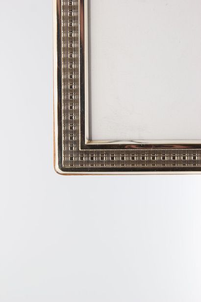 Silver photo frame from Christofle . 

Support...