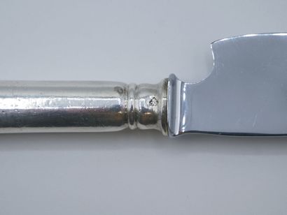 HENIN & Cie.

Cheese knife with silver handle...