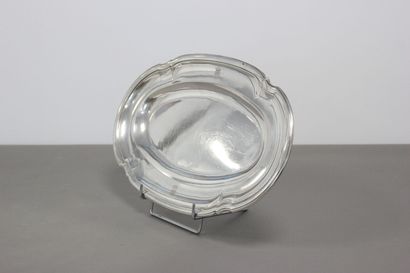 Serving dish in silver 1st title with decoration...