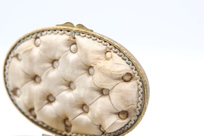 TAHAN, Boulevard des Italiens

Boîte à bijoux...