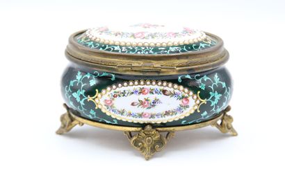 TAHAN, Boulevard des Italiens

Boîte à bijoux...