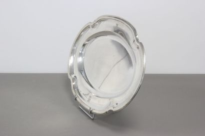 Important silver serving dish 1st title of...