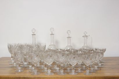 BACCARAT

Partie de service à boisson en...