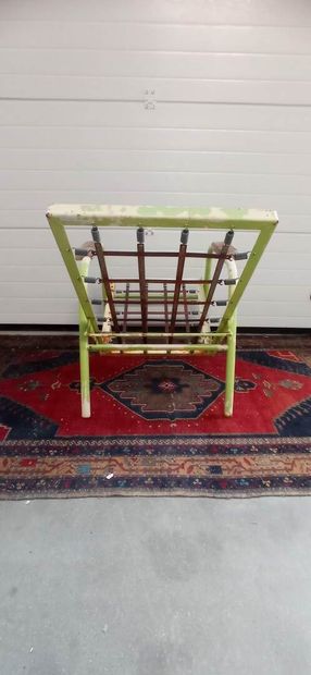 Jean PROUVE (1901-1984).

Fauteuil de repos...