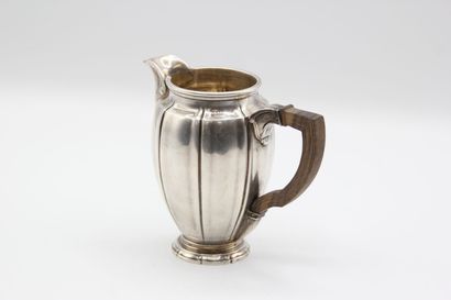 Silver tea/coffee set with filet and hollow...