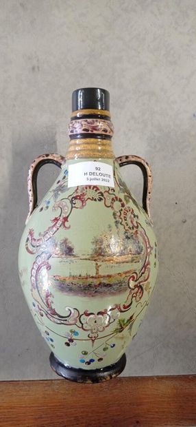 Emile GALLE (1846-1904), Nancy.

Vase en...