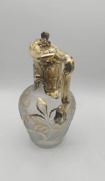 DAUM.

Decanter / ewer ART NOUVEAU in crystal...