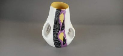 VALLAURIS

Vase à deux anses en céramique...