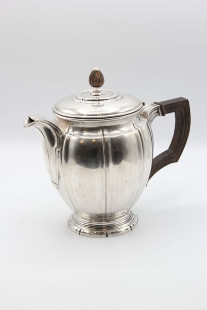 Silver tea/coffee set with filet and hollow...